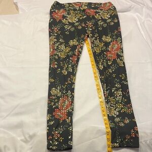 LuLaRoe Women's Floral Jeggings - Black and Red